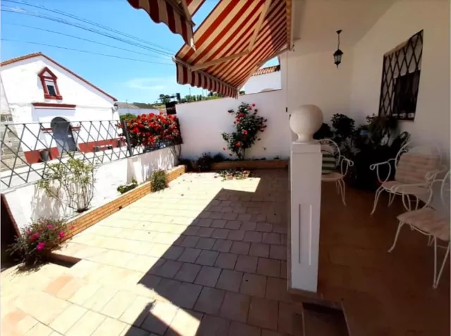 Patio de entrada de Casa rural Pariente